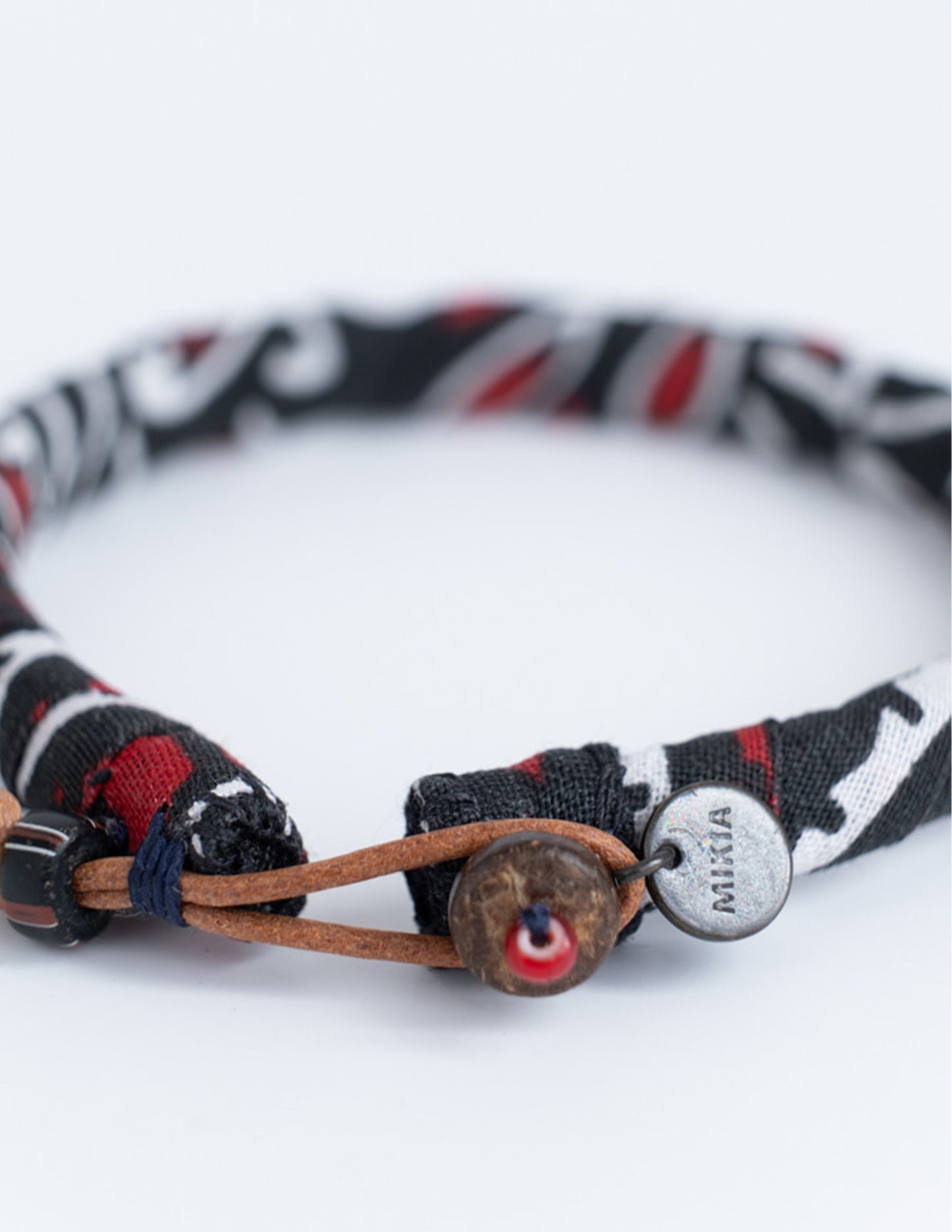 Mikia Bandana Bracelet in Black/Red