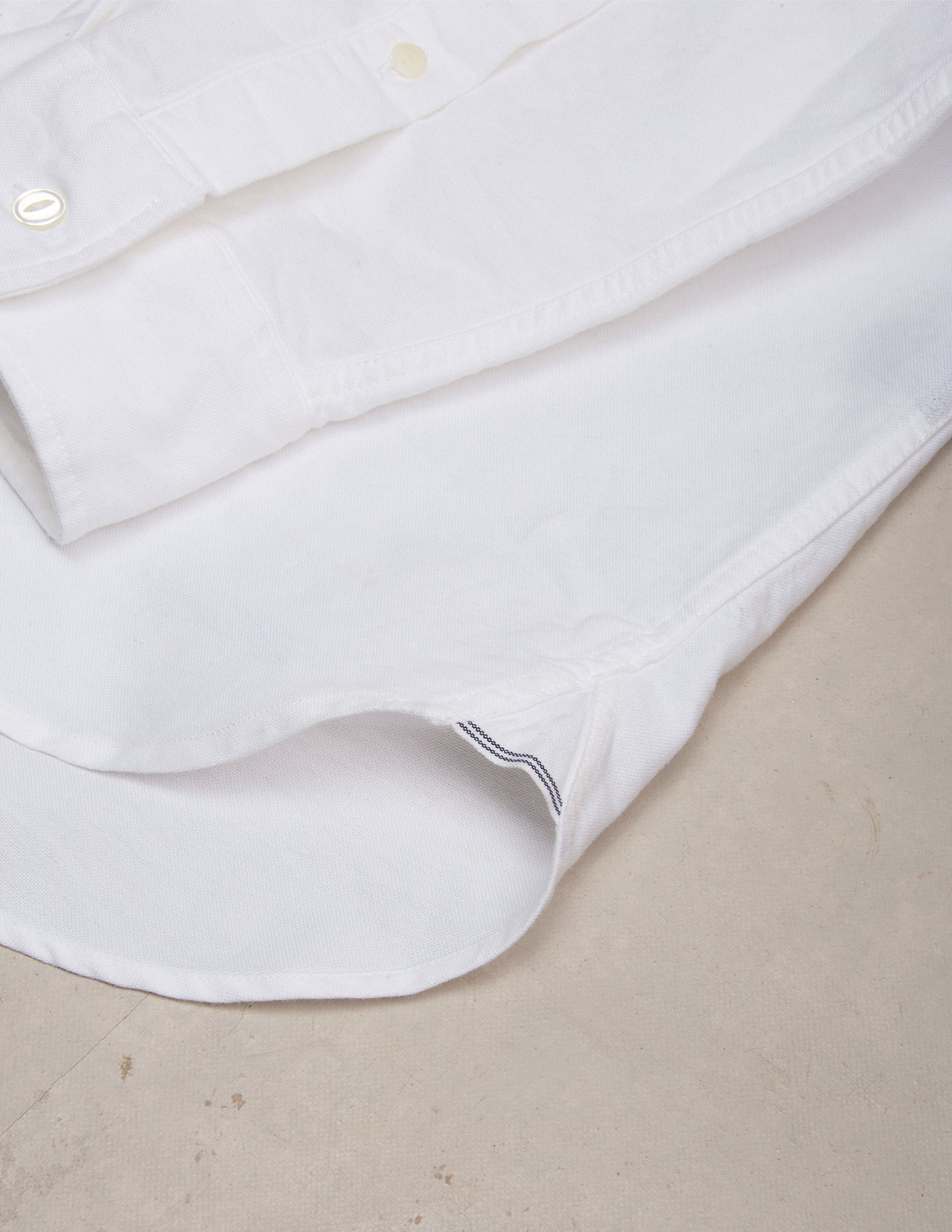 Shaw Selvedge Oxford Button Down in White